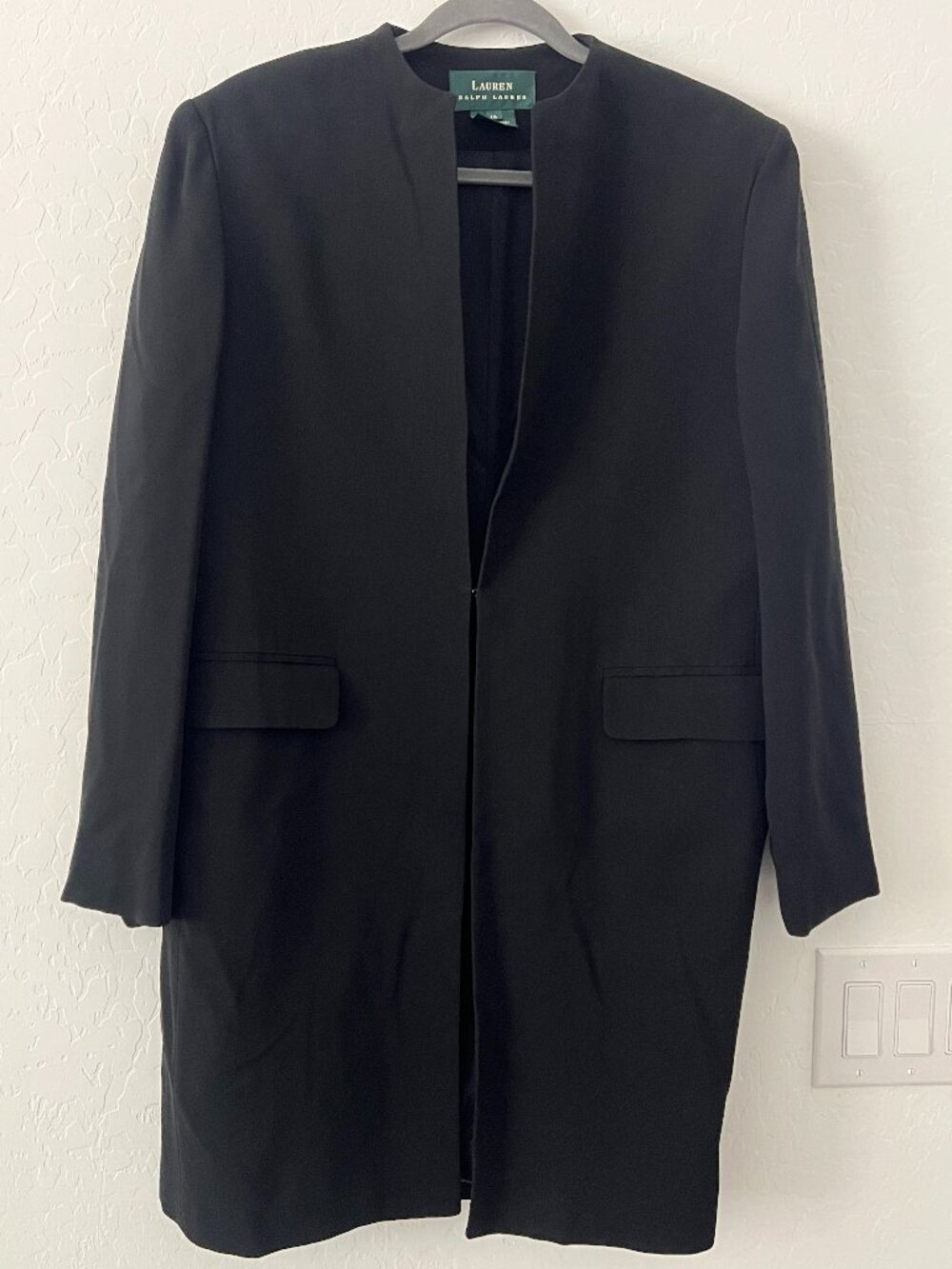 Lauren Ralph Lauren Women’s Collarless Crepe Topper Black Longline Jacket Blazer